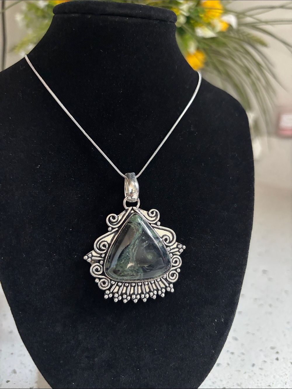 Sterling Silver Green Star Galaxy Gemstone Pendant Necklace - Picture 2 of 7
